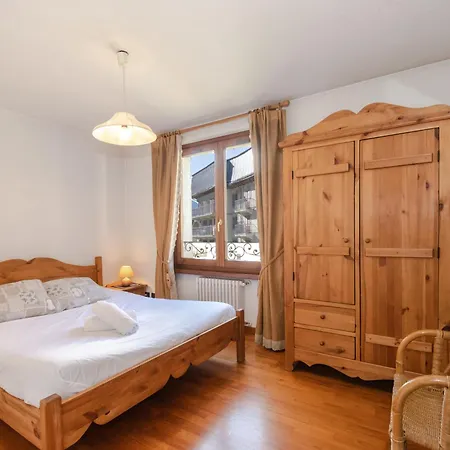 Bel Avec Balcon Et Parking A - Fr-1-343-236 Chamonix